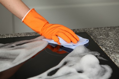 Move-in cleaning for a flat in Shepherdsbush with local access challenges
