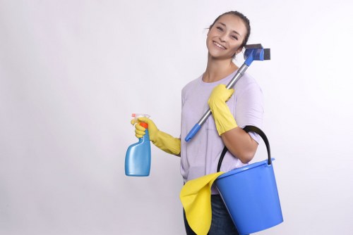 Local cleaning team handling an end of tenancy clean near Shepherd’s Bush in West London